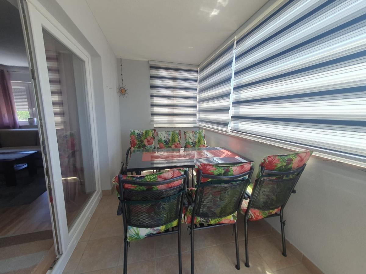 Apartamento Apartman Jaca Livno Exterior foto